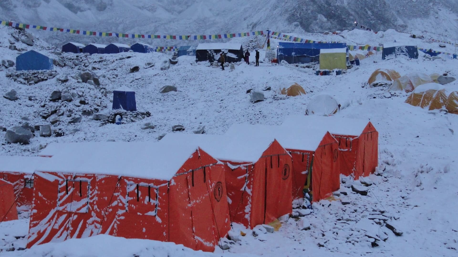 Luxury Everest Expedition 2027/2028