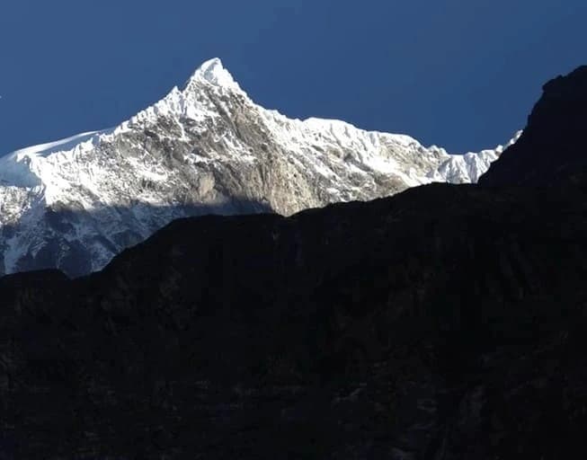 Langshisha Ri Peak Climbing in Nepal