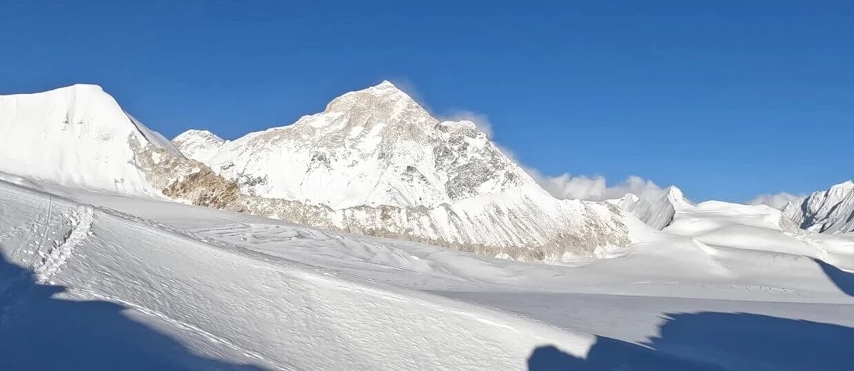 Baruntse Expedition in Nepal