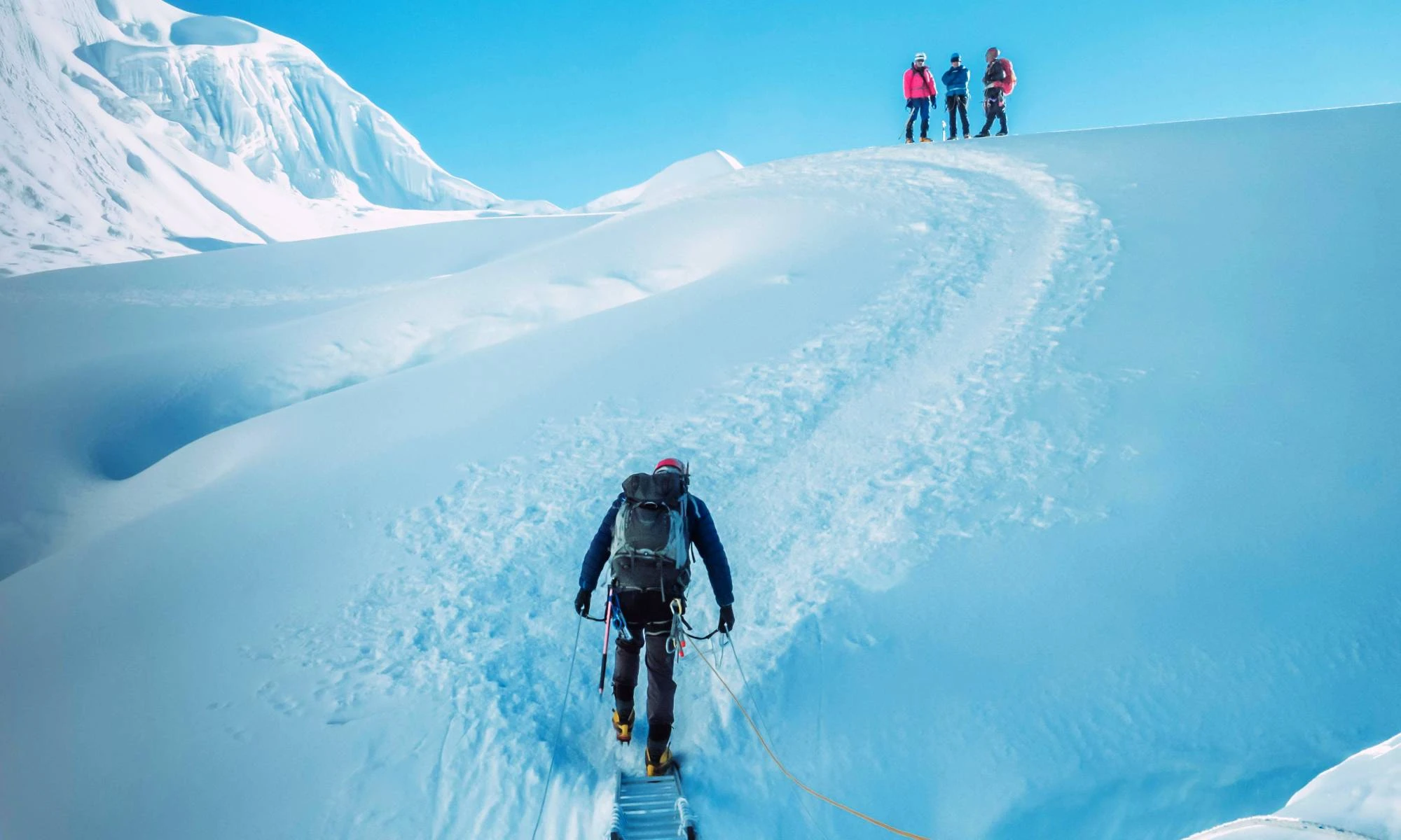 Baruntse Peak Climbing vs Mera Peak Climbing — Which One Should You Choose?