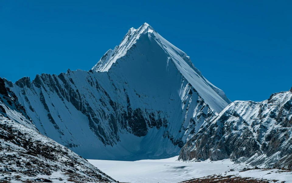 Baruntse Expedition Cost