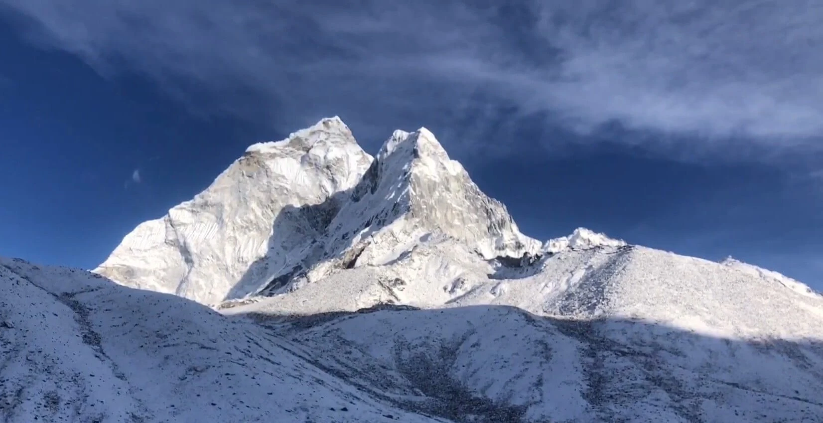 Beautiful Ama Dablam Peak